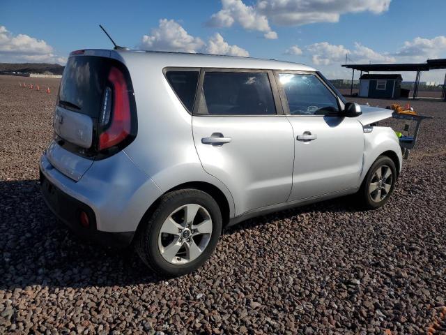 KNDJN2A27K7655820 - 2019 KIA SOUL SILVER photo 3