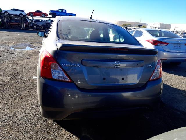 3N1CN7AP6KL867429 - 2019 NISSAN VERSA S GRAY photo 6