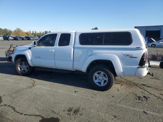 5TETU62N35Z069592 - 2005 TOYOTA TACOMA PRERUNNER ACCESS CAB WHITE photo 2