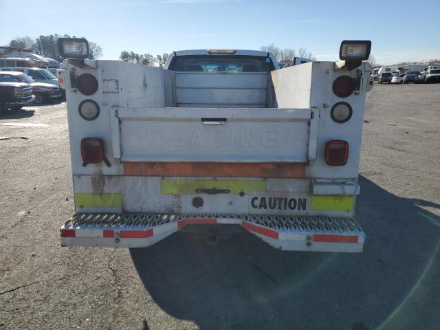 1GBHC29K88E217227 - 2008 CHEVROLET SILVERADO C2500 HEAVY DUTY WHITE photo 6