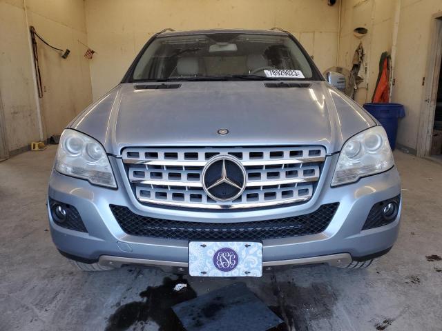 4JGBB8GB7BA729405 - 2011 MERCEDES-BENZ ML 350 4MATIC BLUE photo 5