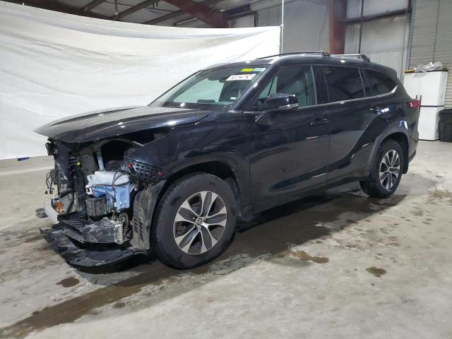 5TDGZRBH6NS596179 - 2022 TOYOTA HIGHLANDER XLE BLACK photo 1