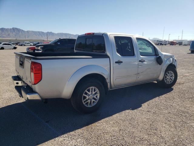 1N6AD0ER1JN728055 - 2018 NISSAN FRONTIER S SILVER photo 3