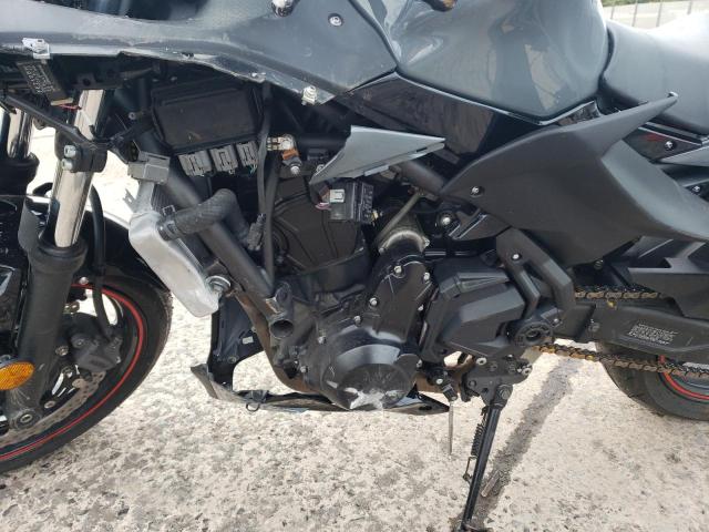 JKAEXEJ19JDA02889 - 2018 KAWASAKI EX650 J გრაფიტი ფოტო 7