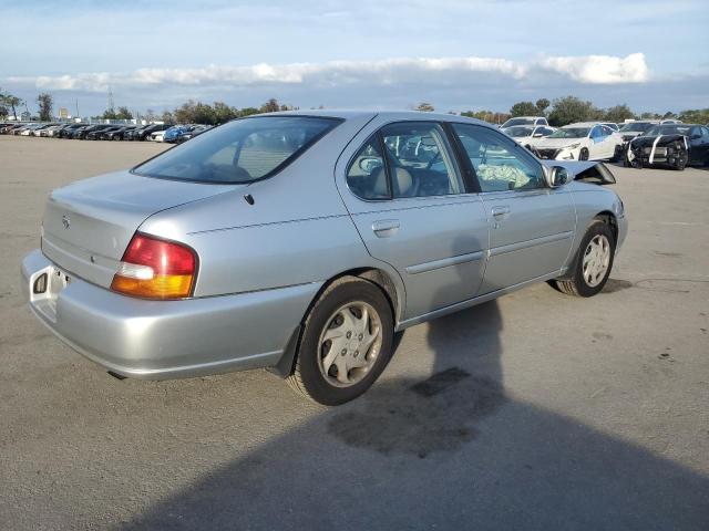 1N4DL01D8XC227932 - 1999 NISSAN ALTIMA XE SILVER photo 3