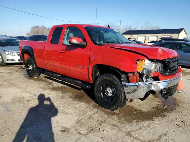 2GTEK19J881103586 - 2008 GMC SIERRA K1500 RED photo 4