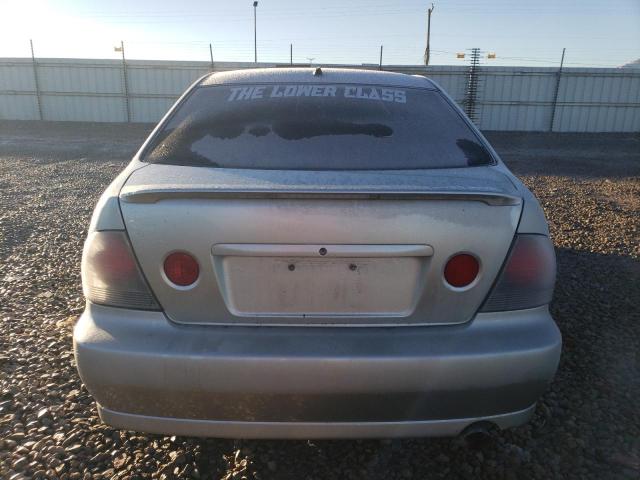 JTHBD192640091125 - 2004 LEXUS IS 300 SILVER photo 6