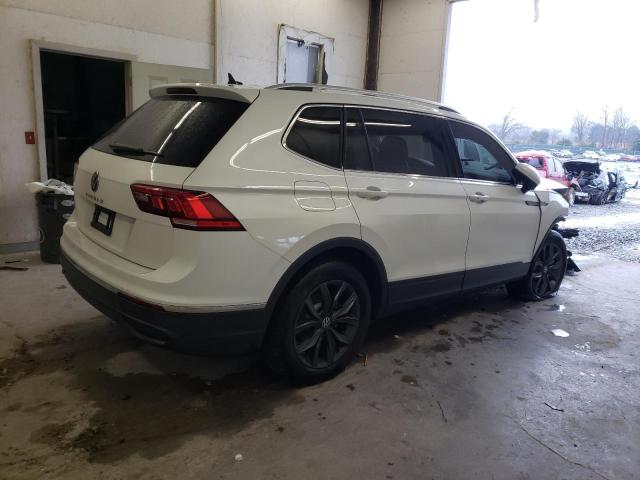 3VV3B7AX5PM091626 - 2023 VOLKSWAGEN TIGUAN SE WHITE photo 3