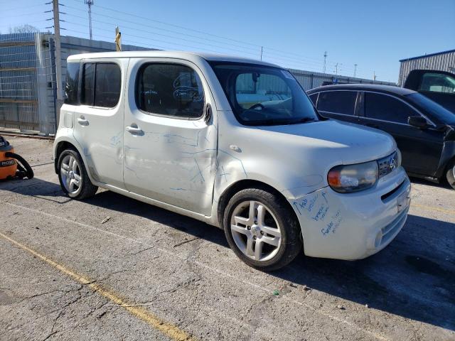 JN8AZ2KR6BT201909 - 2011 NISSAN CUBE BASE WHITE photo 4