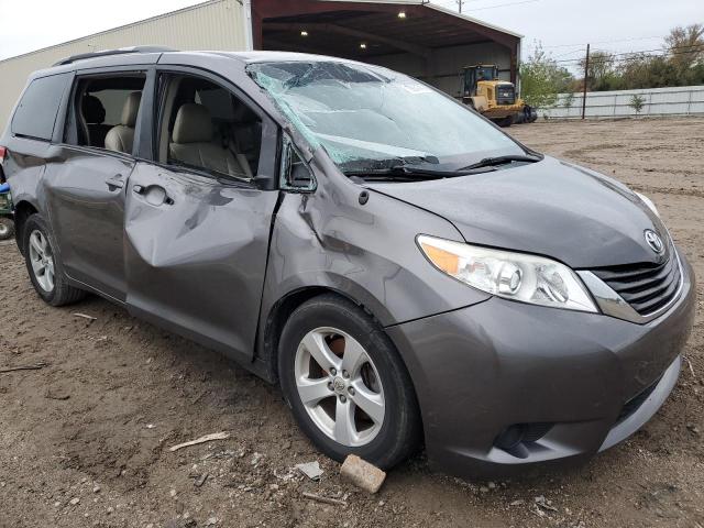 5TDKK3DC8ES450167 - 2014 TOYOTA SIENNA LE SILVER photo 4