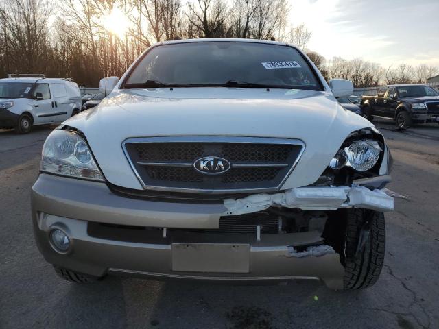 KNDJD733065643807 - 2006 KIA SORENTO EX WHITE photo 5