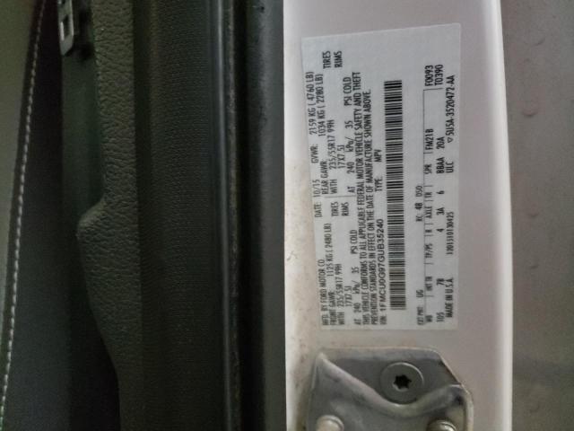 1FMCU0G97GUB35240 - 2016 FORD ESCAPE SE WHITE photo 12