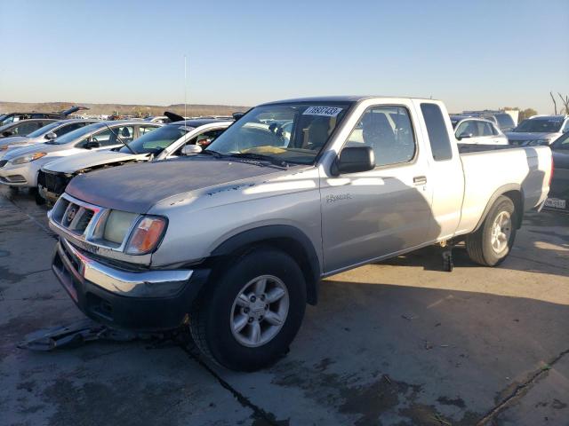 1N6DD26S9WC378025 - 1998 NISSAN FRONTIER KING CAB XE SILVER photo 1