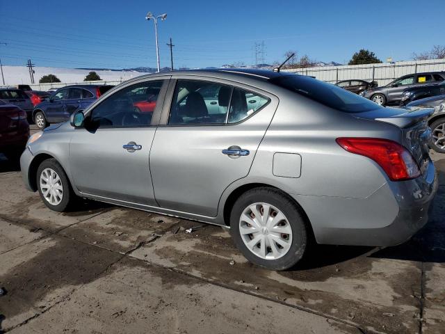 3N1CN7AP4DL880831 - 2013 NISSAN VERSA S GRAY photo 2