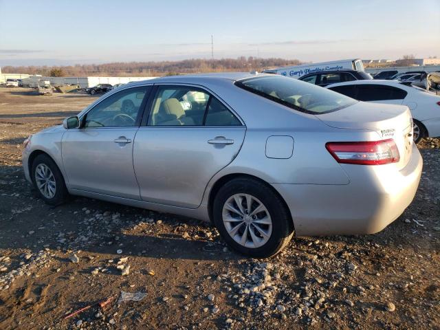 4T1BF3EK1AU575474 - 2010 TOYOTA CAMRY BASE WHITE photo 2