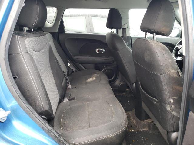 KNDJP3A5XJ7587991 - 2018 KIA SOUL + BLUE photo 10