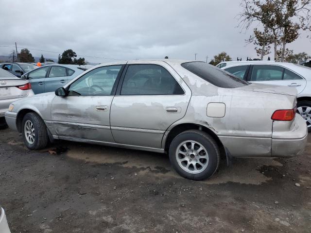 4T1BG22K7VU116600 - 1997 TOYOTA CAMRY CE SILVER photo 2