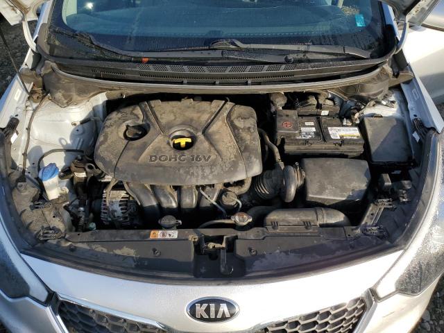 KNAFK4A66E5186410 - 2014 KIA FORTE LX SILVER photo 11