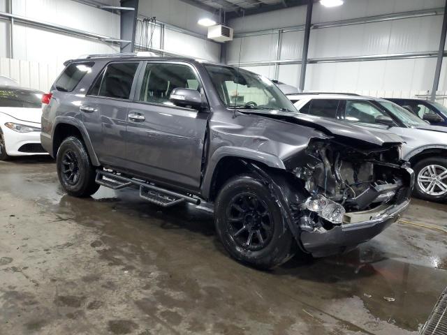 JTEBU5JR5D5147460 - 2013 TOYOTA 4RUNNER SR5 GRAY photo 4