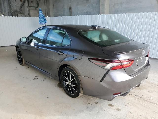 4T1G11AKXPU733866 - 2023 TOYOTA CAMRY SE NIGHT SHADE GRAY photo 2