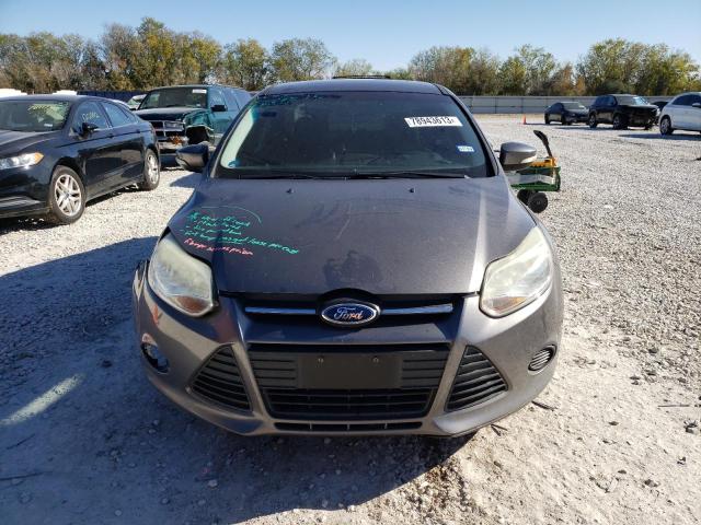 1FADP3F2XDL352763 - 2013 FORD FOCUS SE GRAY photo 5