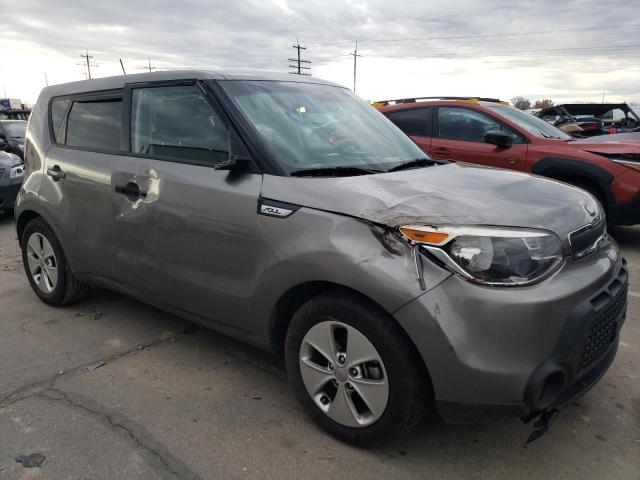 KNDJN2A22G7263769 - 2016 KIA SOUL GRAY photo 4