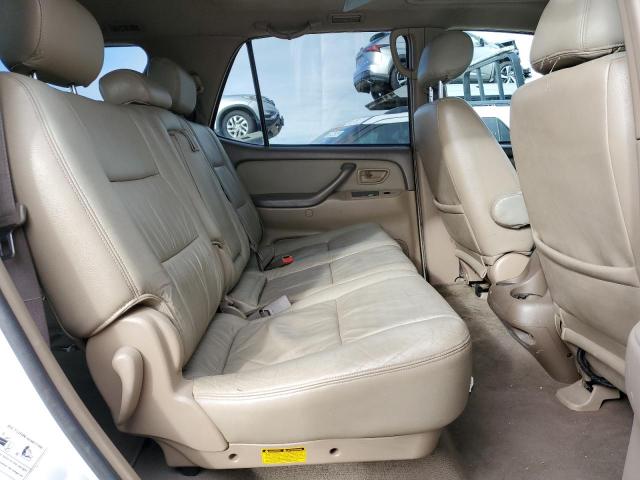 5TDBT44A52S137297 - 2002 TOYOTA SEQUOIA SR5 WHITE photo 10