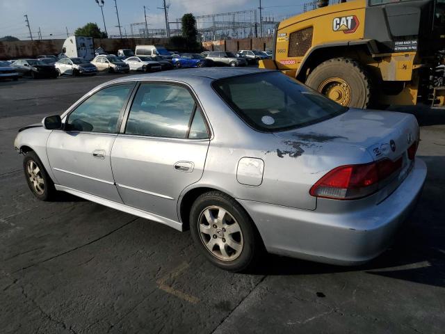 1HGCG56692A045292 - 2002 HONDA ACCORD EX SILVER photo 2