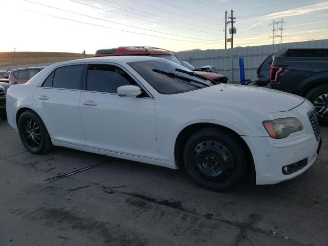 2C3CCAGT5DH505774 - 2013 CHRYSLER 300 S WHITE photo 4