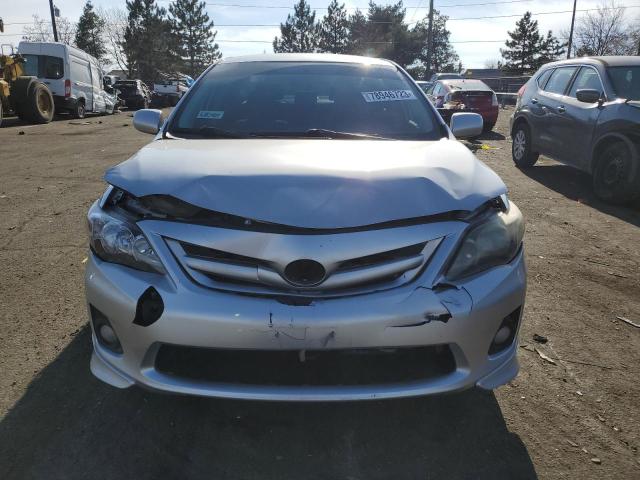 2T1BU4EE6DC979379 - 2013 TOYOTA COROLLA BASE SILVER photo 5