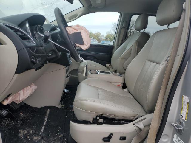 2A4RR8DG7BR616056 - 2011 CHRYSLER TOWN & COU TOURING L SILVER photo 7