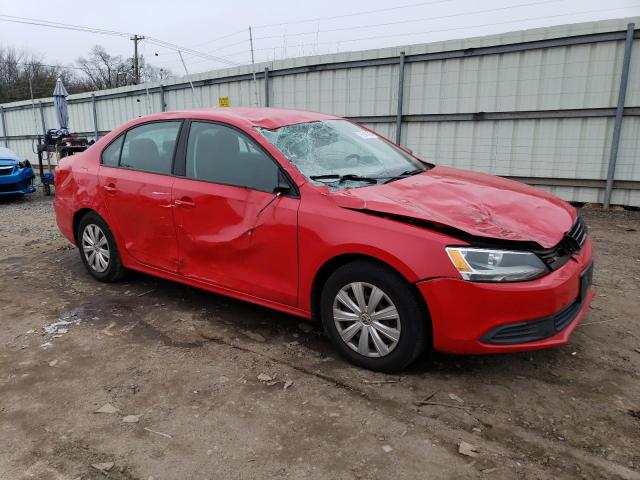 3VW2K7AJ7EM210244 - 2014 VOLKSWAGEN JETTA BASE RED photo 4