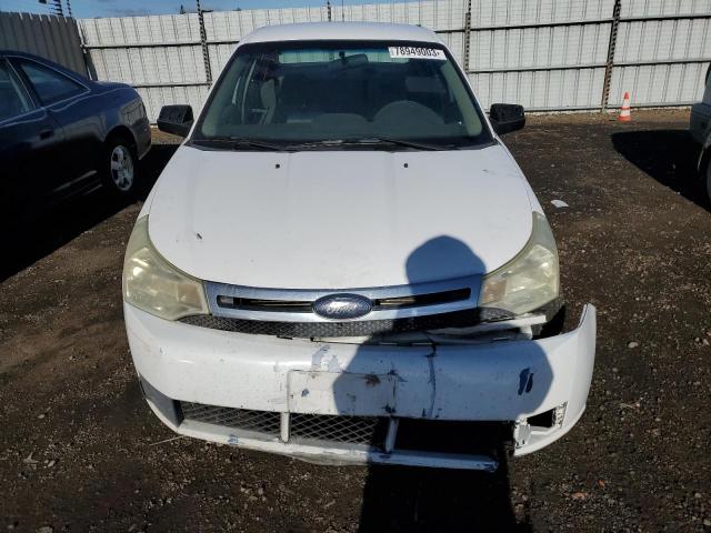 1FAHP34N78W199018 - 2008 FORD FOCUS S/SE WHITE photo 5