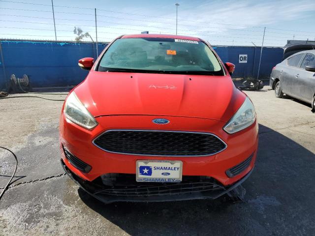 1FADP3F29FL203800 - 2015 FORD FOCUS SE RED photo 5