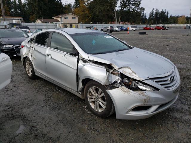 5NPEB4AC0DH745758 - 2013 HYUNDAI SONATA GLS SILVER photo 4