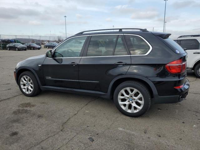 5UXZW0C52D0B91070 - 2013 BMW X5 XDRIVE35D BLACK photo 2