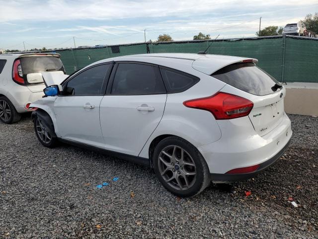 1FADP3K22FL251564 - 2015 FORD FOCUS SE WHITE photo 2