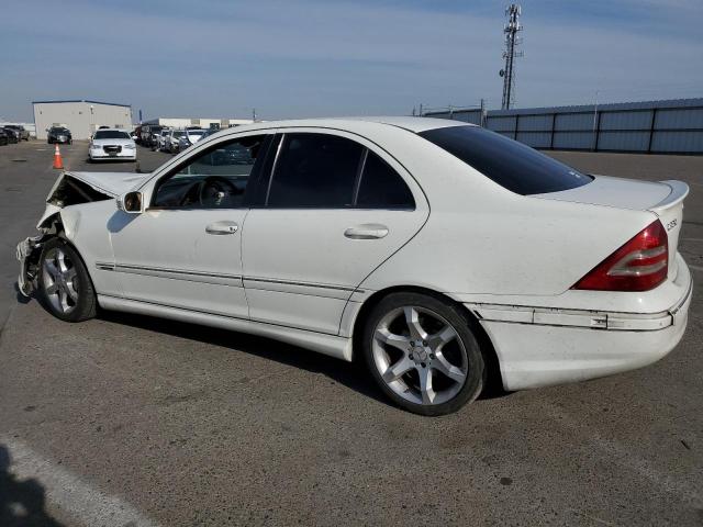 WDBRF52H37F936173 - 2007 MERCEDES-BENZ C 230 WHITE photo 2