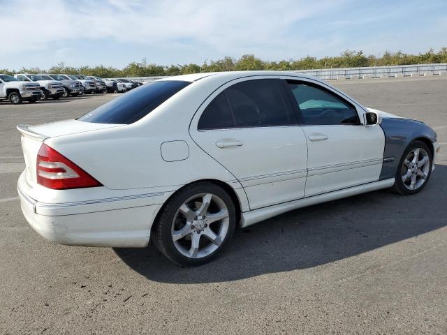 WDBRF52H37F936173 - 2007 MERCEDES-BENZ C 230 WHITE photo 3