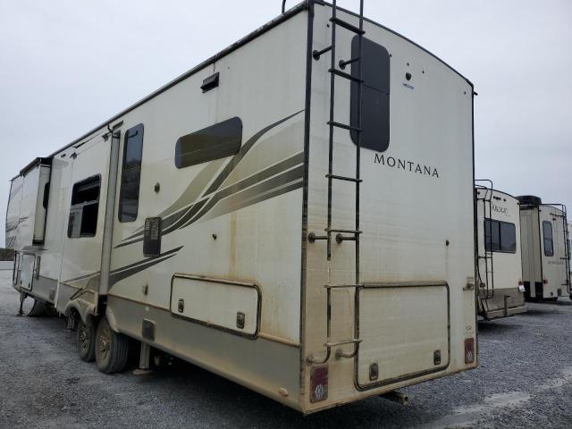 4YDFM0U24P4701277 - 2023 KEYSTONE MONTANA TWO TONE photo 3