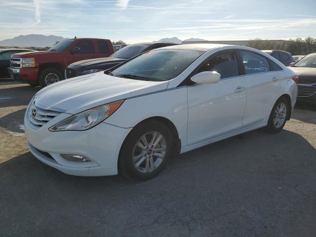 5NPEB4AC1DH695730 - 2013 HYUNDAI SONATA GLS WHITE photo 1