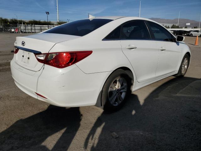 5NPEB4AC1DH695730 - 2013 HYUNDAI SONATA GLS WHITE photo 3