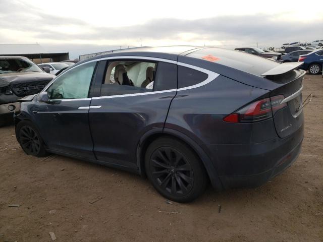 5YJXCAE24JF087703 - 2018 TESLA MODEL X GRAY photo 2