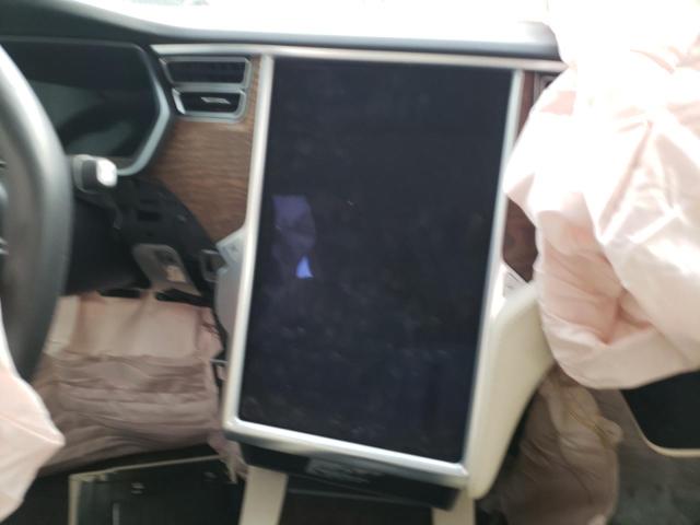 5YJXCAE24JF087703 - 2018 TESLA MODEL X GRAY photo 9