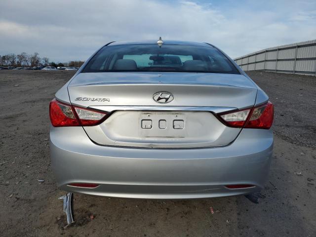 5NPEB4AC2DH549269 - 2013 HYUNDAI SONATA GLS SILVER photo 6