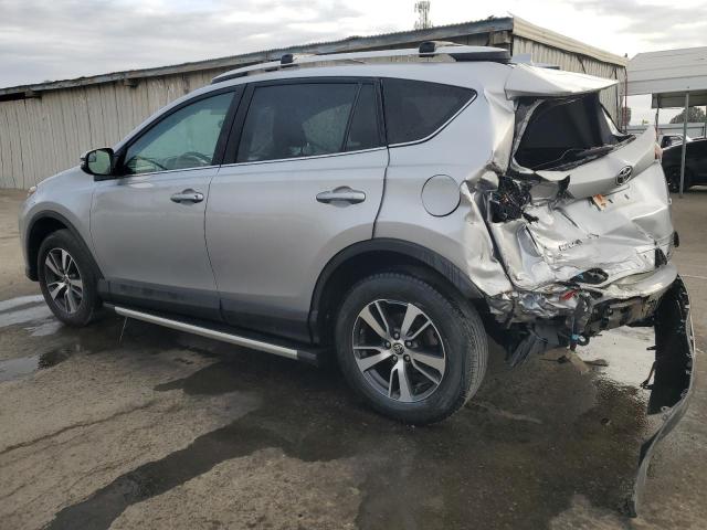 2T3WFREVXGW303617 - 2016 TOYOTA RAV4 XLE SILVER photo 2