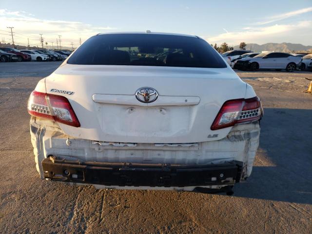 4T1BF3EK4AU522736 - 2010 TOYOTA CAMRY BASE WHITE photo 6