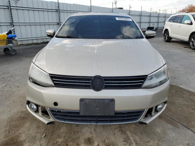 3VWLL7AJ8EM301265 - 2014 VOLKSWAGEN JETTA TDI GOLD photo 5