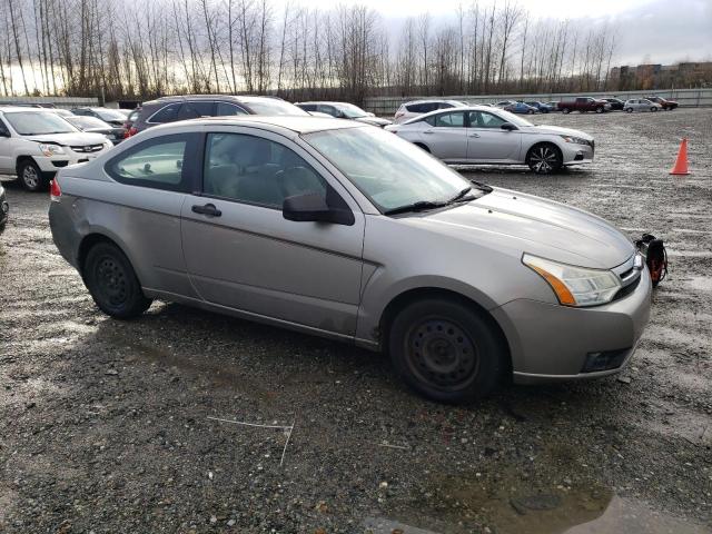 1FAHP32N28W160050 - 2008 FORD FOCUS S/SE SILVER photo 4