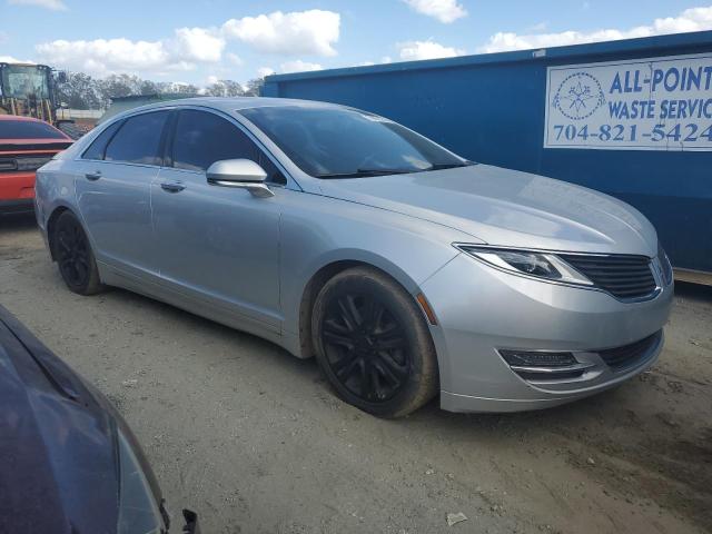 3LN6L2J95GR623999 - 2016 LINCOLN MKZ SILVER photo 4